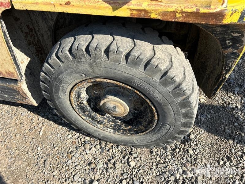 Hyster H80XM 7750 lb Pneumatic Tire Forklift Other