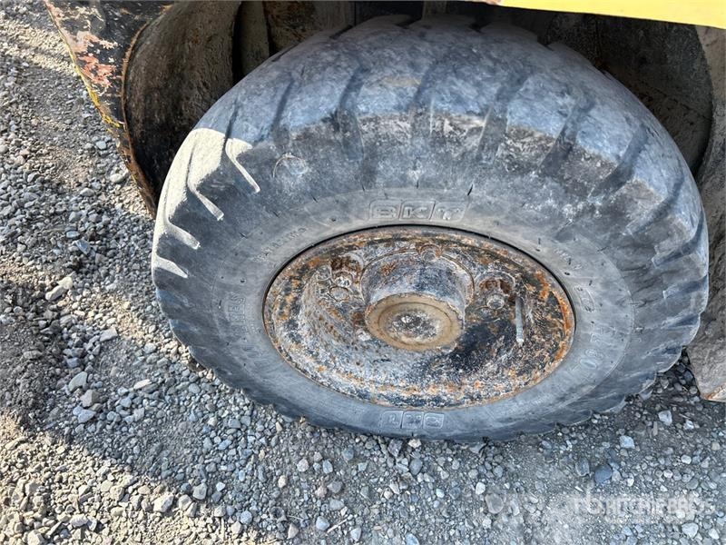 Hyster H80XM 7750 lb Pneumatic Tire Forklift Other