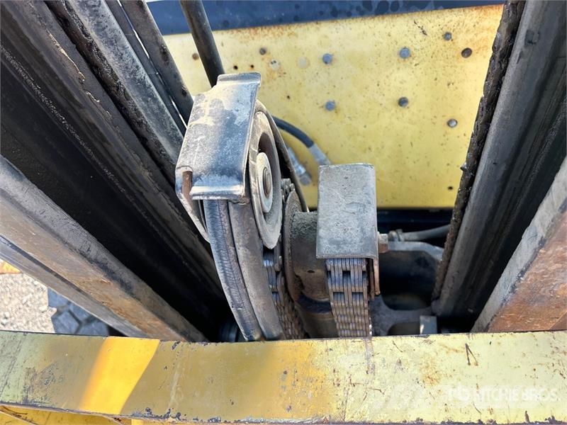 Hyster H80XM 7750 lb Pneumatic Tire Forklift Other