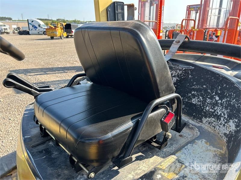 Hyster H80XM 7750 lb Pneumatic Tire Forklift Other