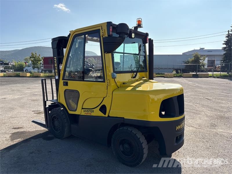 Hyster H90FT 8300 lb Pneumatic Tire Forklift Інше