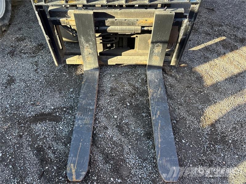 Hyster H90FT 8300 lb Pneumatic Tire Forklift Інше