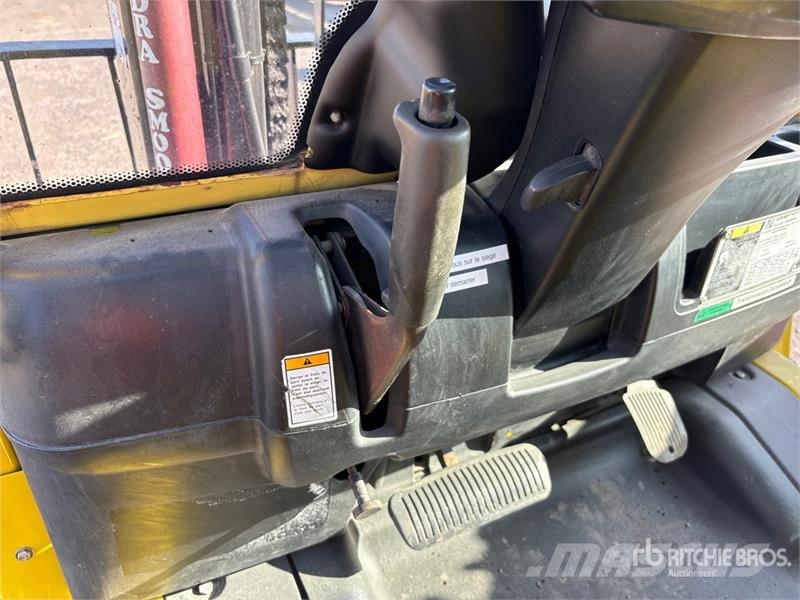 Hyster H90FT 8300 lb Pneumatic Tire Forklift Інше