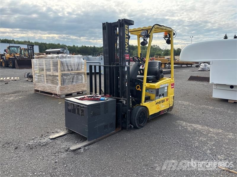 Hyster J30ZT 3000 lb Electric Forklift Ηλεκτρικά περονοφόρα ανυψωτικά κλαρκ