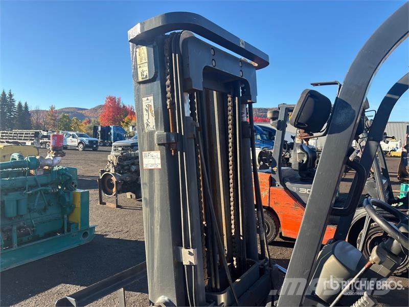 Hytsu CPQD25 1750 kg Pneumatic Tire Forklift Other