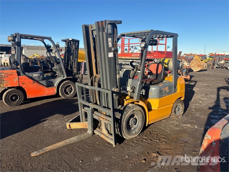 Hytsu CPQD25 1750 kg Pneumatic Tire Forklift Heftrucks overige