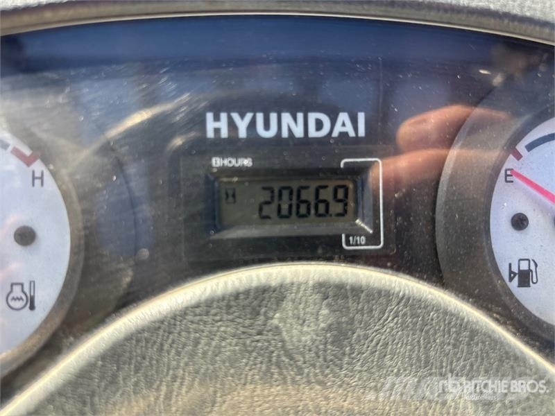 Hyundai 25L-7A 5000 lb Cushion Tire Forklift Інше