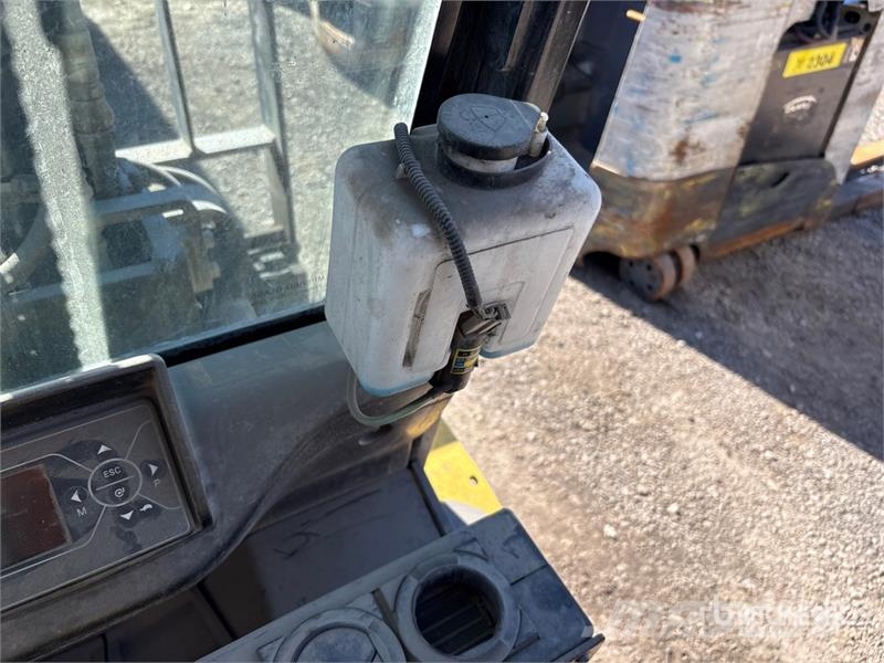 Hyundai 45D-9 8400 lb Electric Forklift Wózki elektryczne