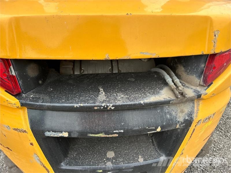 Hyundai 4940 lb Forklift Інше