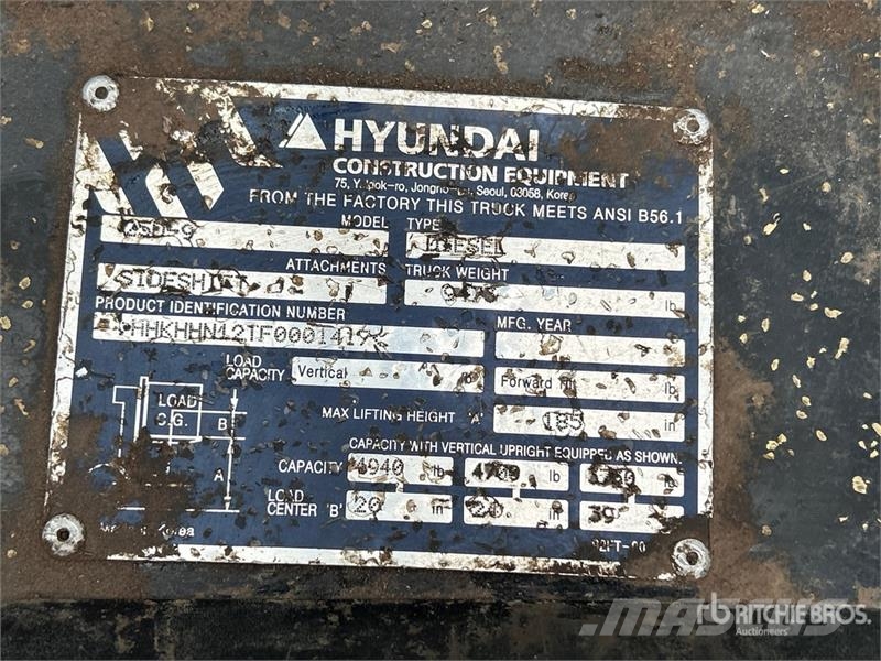 Hyundai 4940 lb Forklift Інше