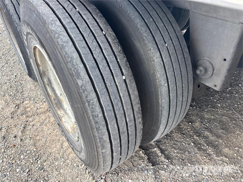Hyundai 53 ft T/A Van Trailer مقطورات ذات هيكل صندوقي