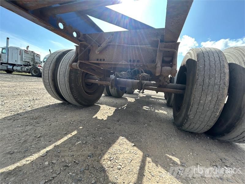 Hyundai 53 ft Tri/A Intermodal Container Trailer Containerhenger