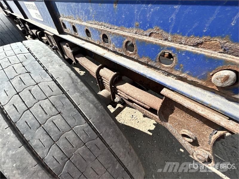 Hyundai 53 ft Tri/A Intermodal Container Trailer Containerhenger