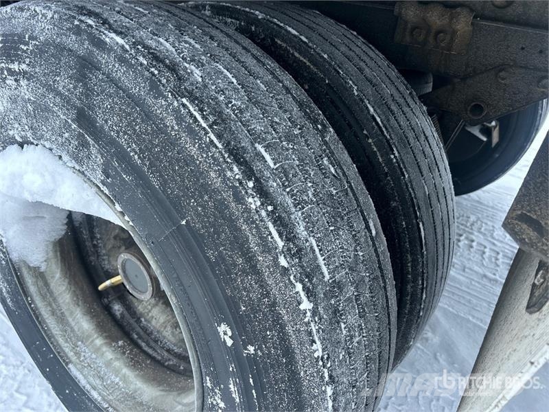 Hyundai 53 ft x 102 in T/A Van Trailer Ремаркета фургони