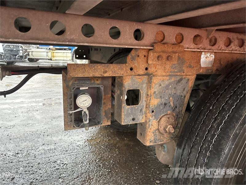 Hyundai 53 ft x 102 in T/A Van Trailer Van Body Trailers