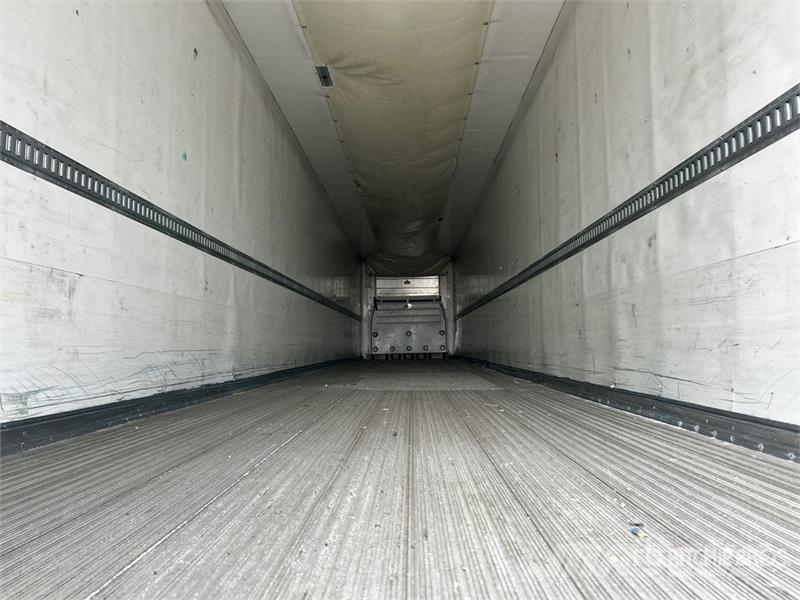 Hyundai 53 ft x 102 in T/A Refrigerated Trailer Temperature controlled semi-trailers