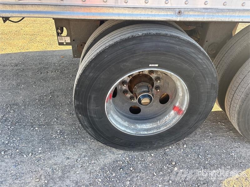 Hyundai 53 ft x 102 in T/A Van Trailer Skappåbygg