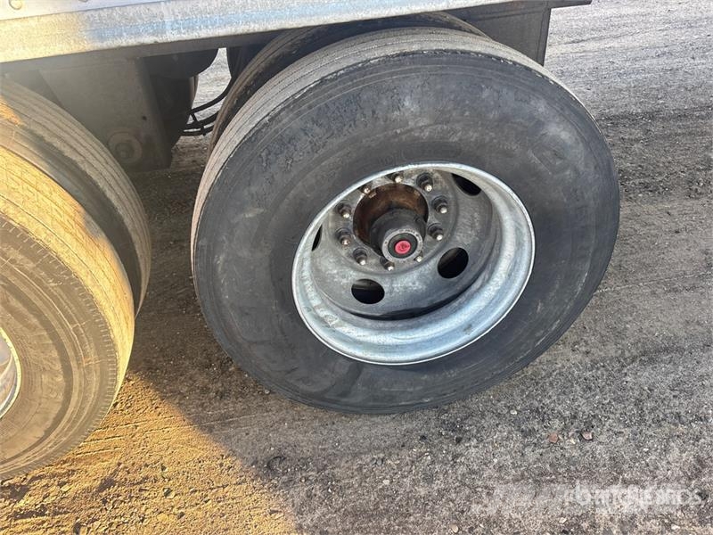 Hyundai 53 ft x 102 in T/A Van Trailer Прицепы-фургоны