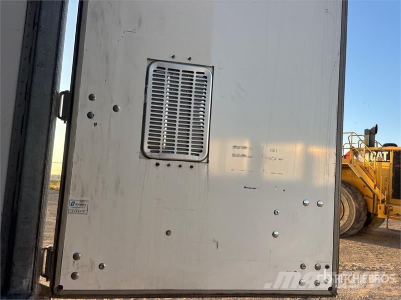 Hyundai 53 ft x 102 in T/A Van Trailer Dobozos pótkocsik