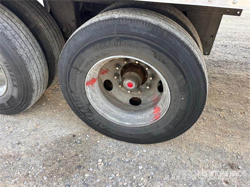 Hyundai 53 ft x 102 in T/A Van Trailer Прицепы-фургоны