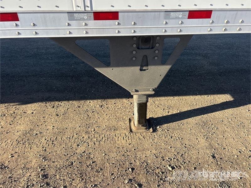 Hyundai 53 ft x 102 in T/A Van Trailer Skappåbygg