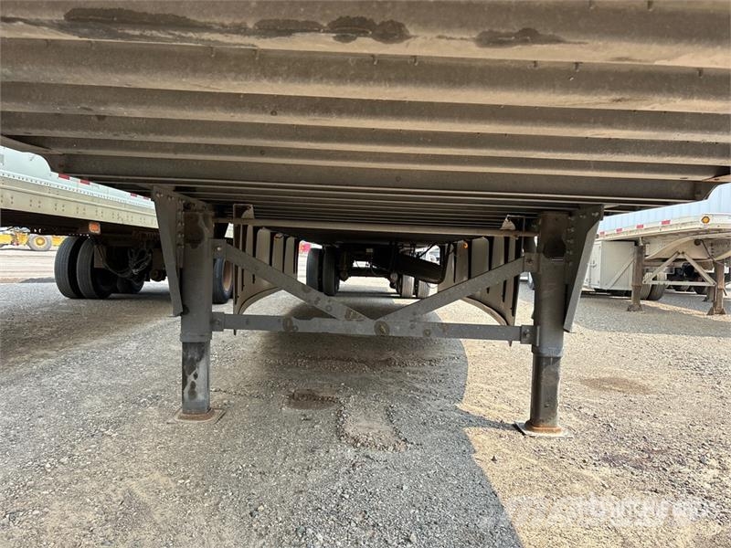 Hyundai 53 ft x 102 in T/A Van Trailer Reboques baú