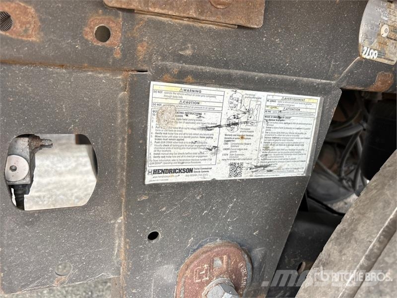 Hyundai 53 ft x 102 in T/A Van Trailer Reboques baú