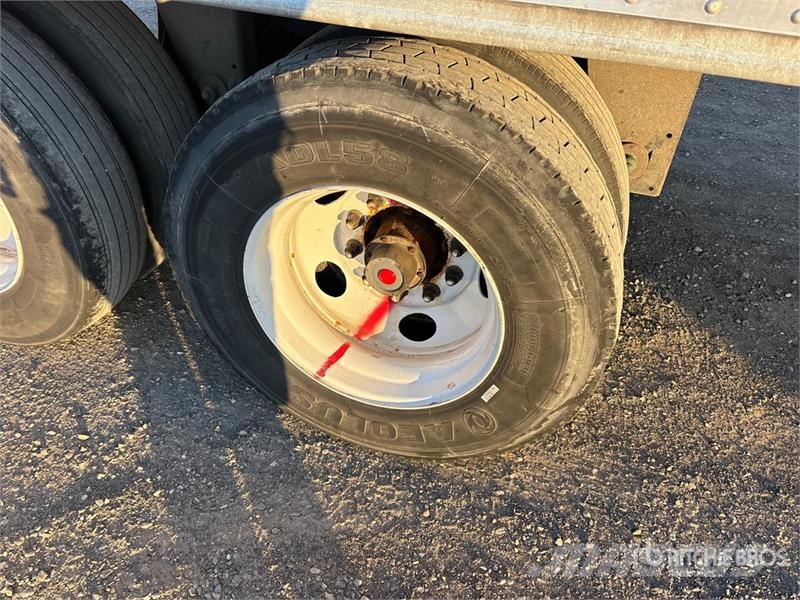 Hyundai 53 ft x 102 in T/A Van Trailer Dobozos pótkocsik