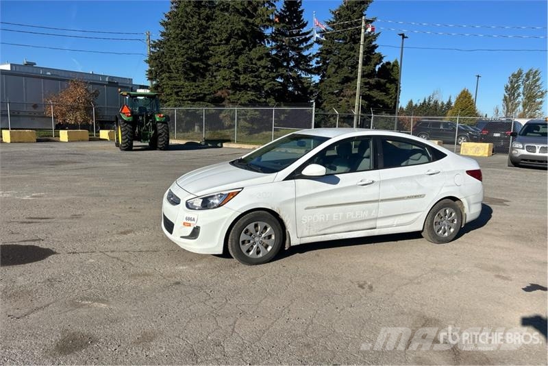 Hyundai Accent Automobile Henkilöautot
