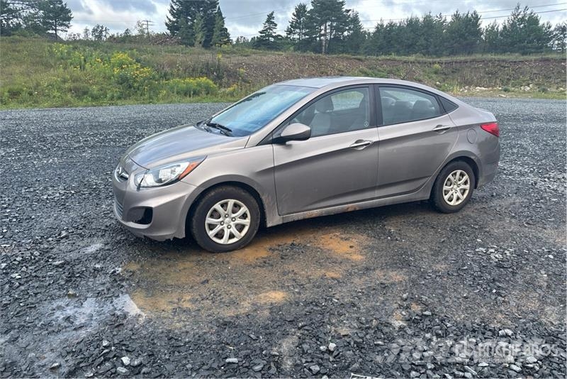 Hyundai Accent Automobile Cars
