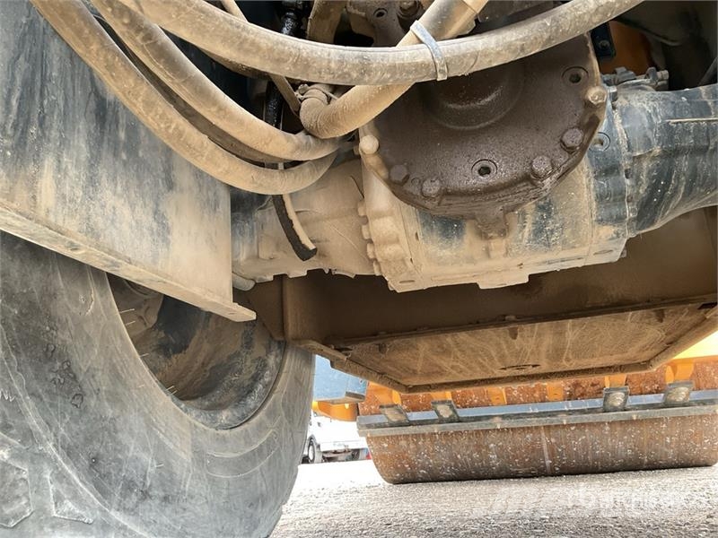 Hyundai HR70C-9 Smooth Drum Compactor Single drum rollers