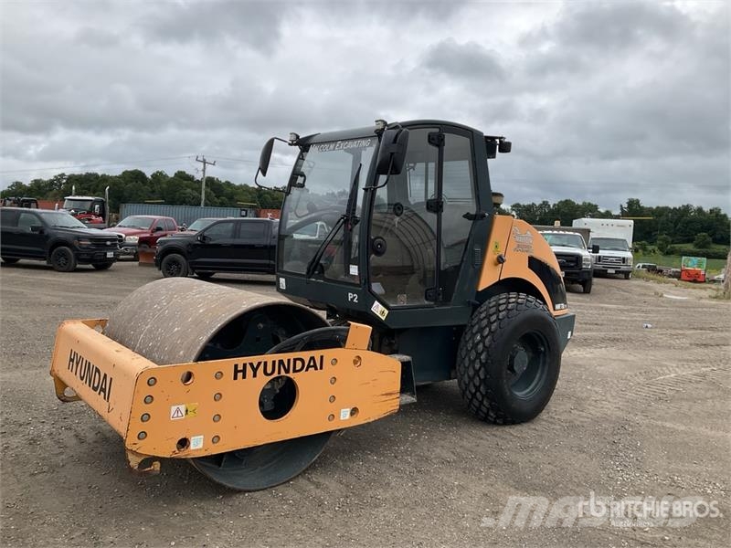 Hyundai HR70C-9 Smooth Drum Compactor Single drum rollers