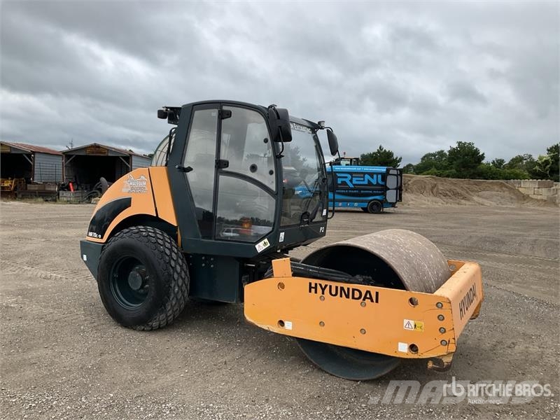 Hyundai HR70C-9 Smooth Drum Compactor Single drum rollers