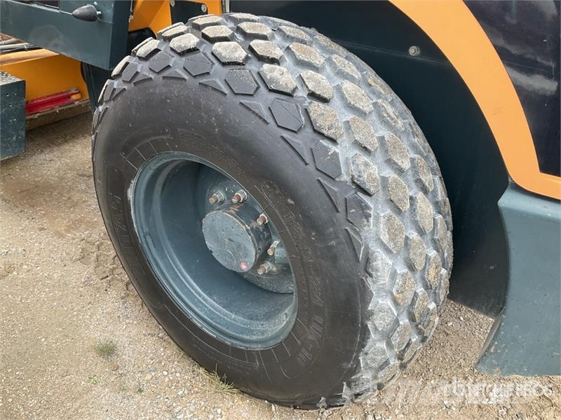 Hyundai HR70C-9 Smooth Drum Compactor Single drum rollers