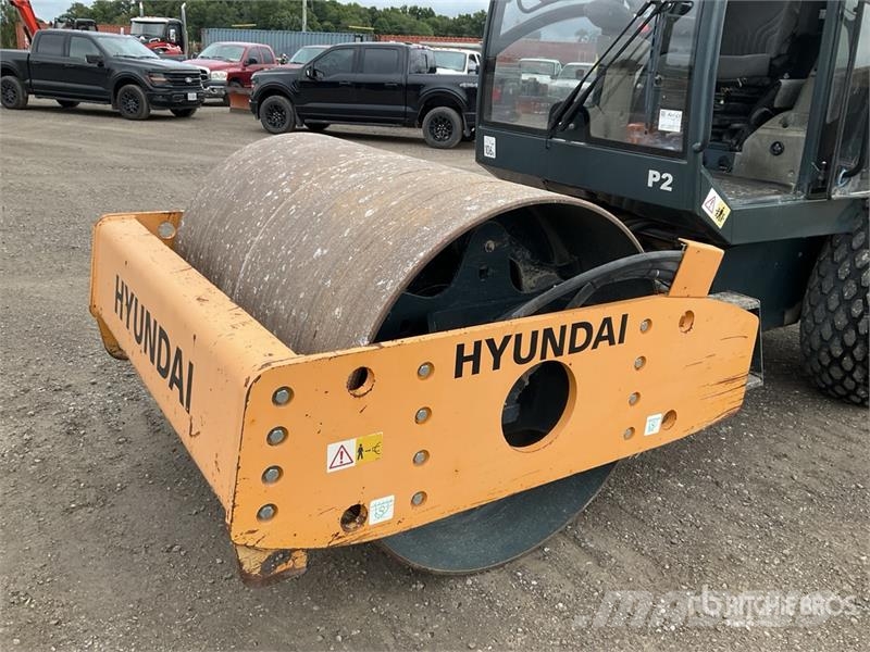 Hyundai HR70C-9 Smooth Drum Compactor Single drum rollers