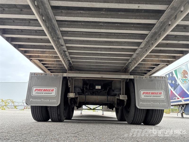 Hyundai VC2530152-AJS Причепи-фургони