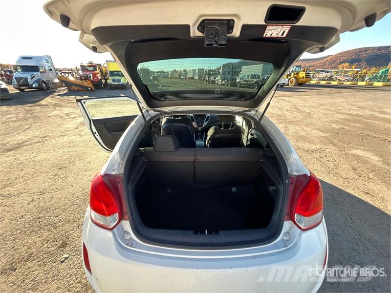 Hyundai Veloster Base Automobile Henkilöautot