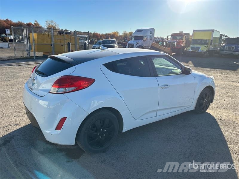 Hyundai Veloster Base Automobile Henkilöautot
