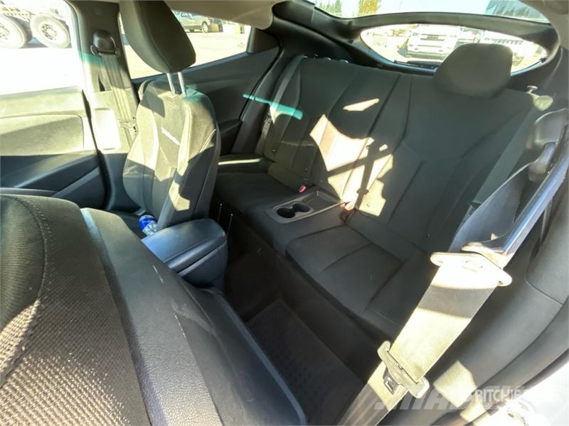 Hyundai Veloster Base Automobile Henkilöautot