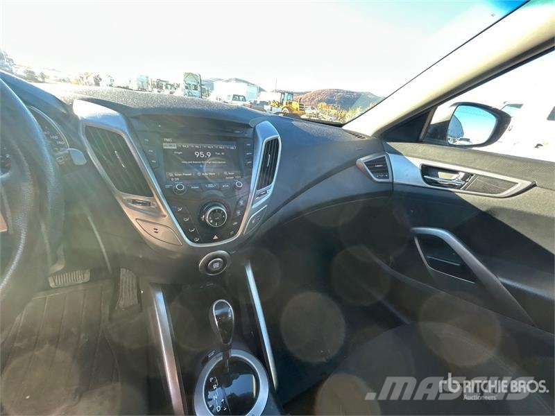 Hyundai Veloster Base Automobile Henkilöautot