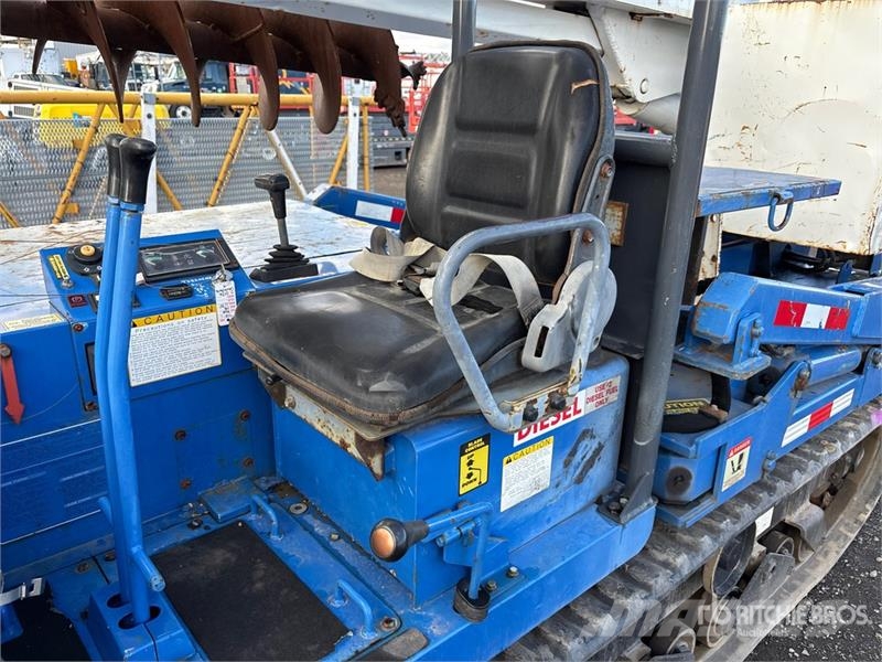 IHI IC35 Crawler Carrier 19 in Auger Diger