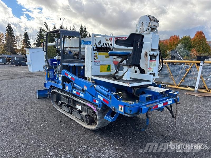 IHI IC35 Crawler Carrier 19 in Auger Diger