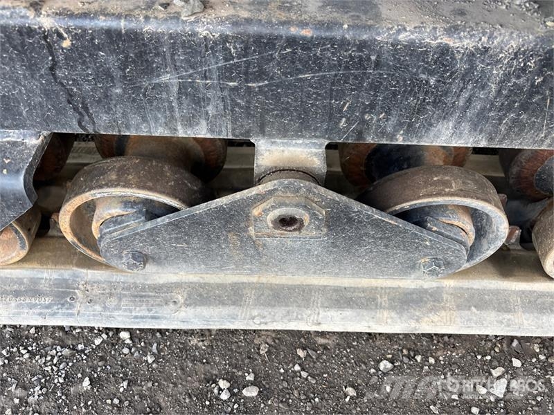 IHI IC35 Crawler Carrier 19 in Auger Diger
