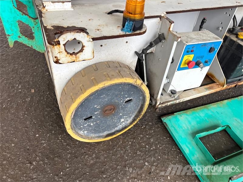 Imer IM4752 Electric Scissor Lift 剪式升降機
