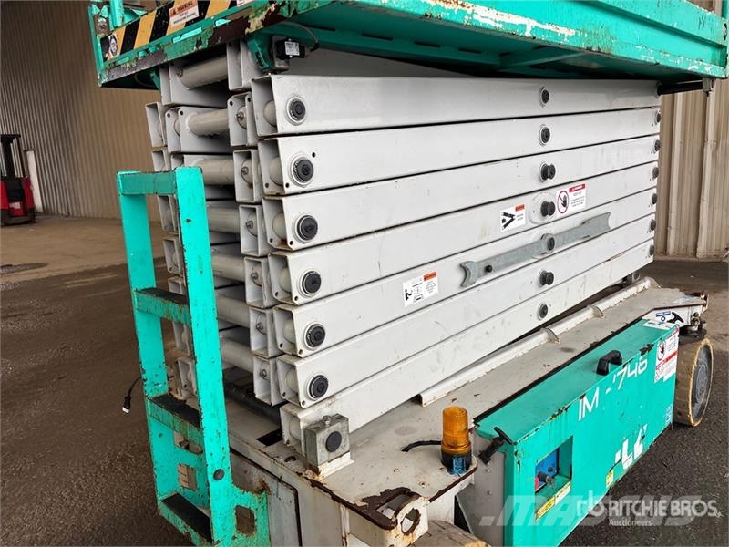 Imer IM4752 Electric Scissor Lift 剪式升降機