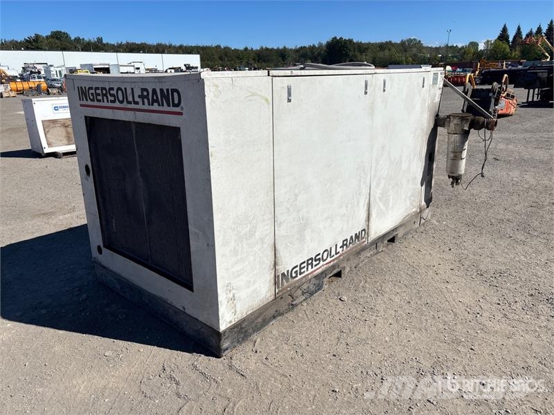 Ingersoll Rand 442 cfm Skid-Mounted Electric Air Compressor Kompresorji