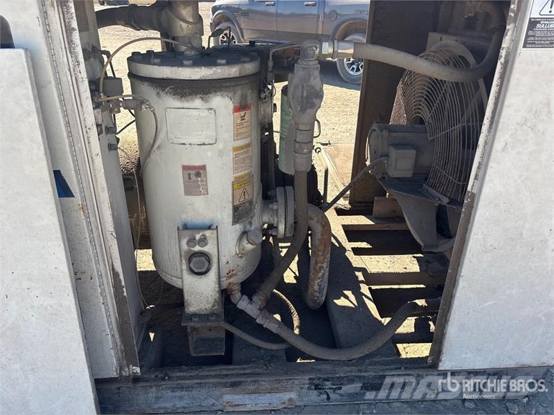 Ingersoll Rand 442 cfm Skid-Mounted Electric Air Compressor Kompresorji