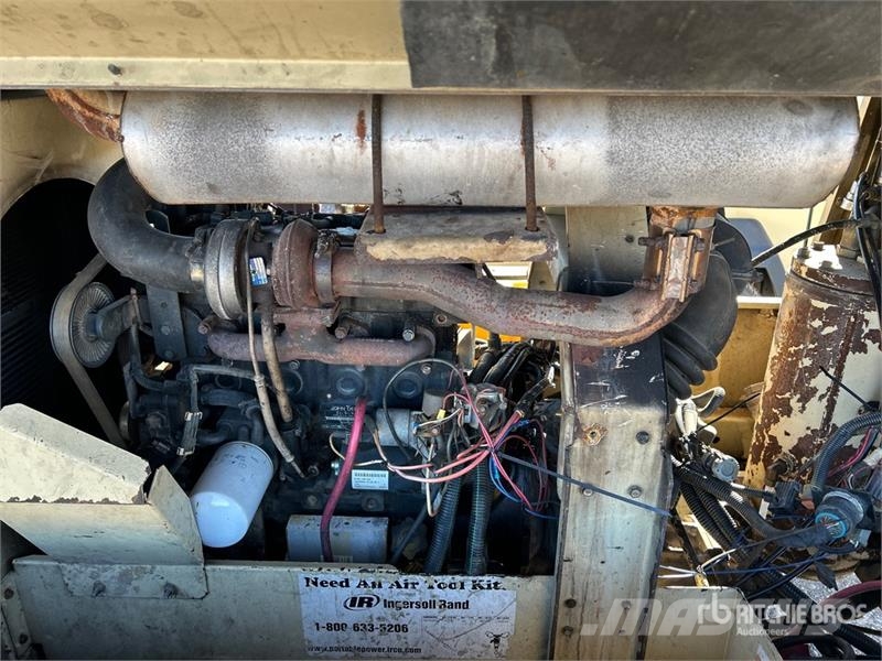 Ingersoll Rand P1 85W JD 185 cfm Air Compressor Compressors