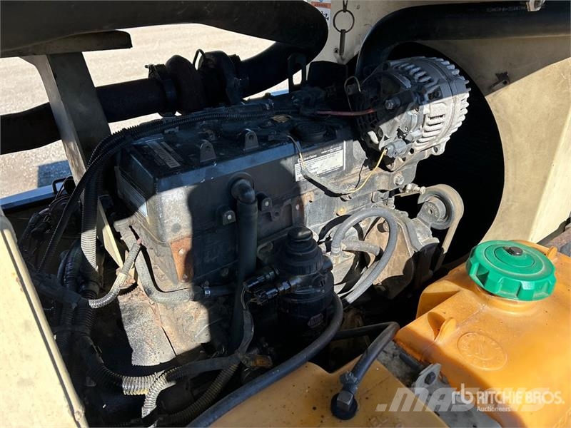 Ingersoll Rand P1 85W JD 185 cfm Air Compressor Compressors