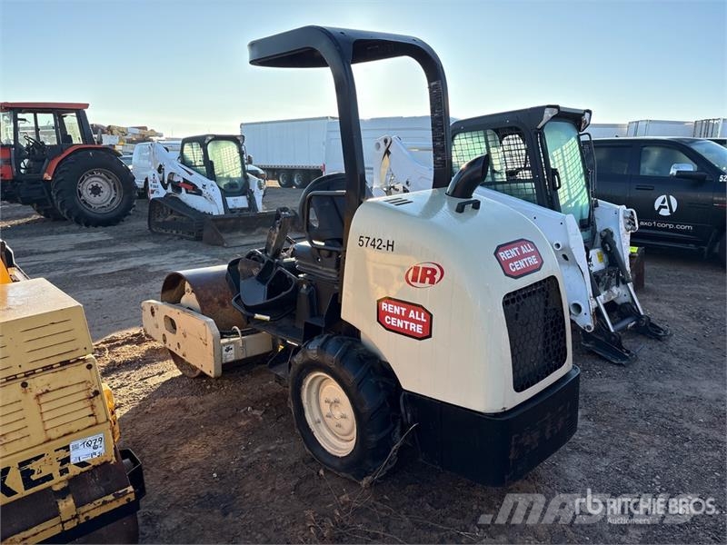 Ingersoll Rand SD-25D Vienvalča grunts veltņi